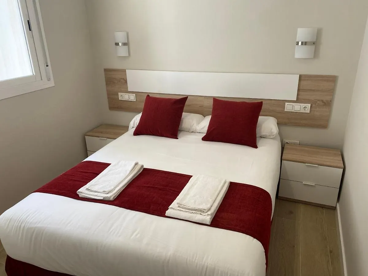 Pinar Malaga Centro C/Alvarez アパート
